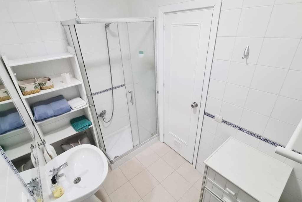 Cala Beach House Duplex Vistas Mar Piscina Parking ลากาลาเดมิฮาส ภายนอก รูปภาพ